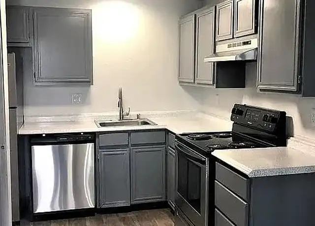 Property at Chastain - 1001 18th St NE, Auburn, WA, 98002, 2 beds, 1 bath, [object Object]
