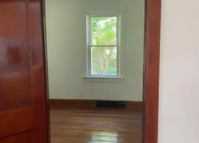 Property at 430 N Roosevelt St, Bloomington, IN, 47408, 4 beds, 2 baths, [object Object]