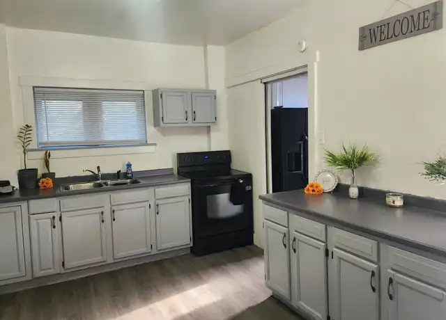 Property at 1406 Schuylkill Ave Unit 1, Reading, PA, 19601, 2 beds, 1 bath, [object Object]