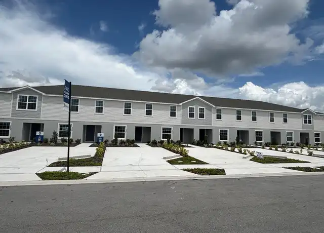 Property at 325 Wharf Way, Winter Haven, FL, 33881, 4 beds, 2.5 baths, [object Object]