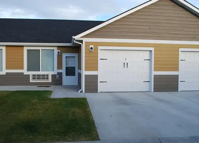 Property at Wheatbaker Patio Home Apartments - 4110 Clippers Way, Billings, MT, 59106, 1-2 bed, 1 bath, [object Object]