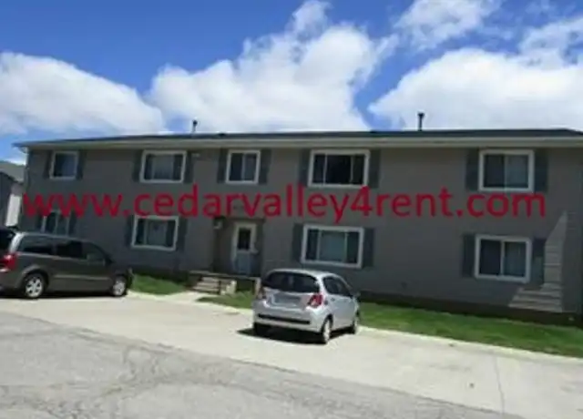 Property at 3301 Cobblestone Cir, Waterloo, IA, 50701, 2 beds, 1 bath, [object Object]