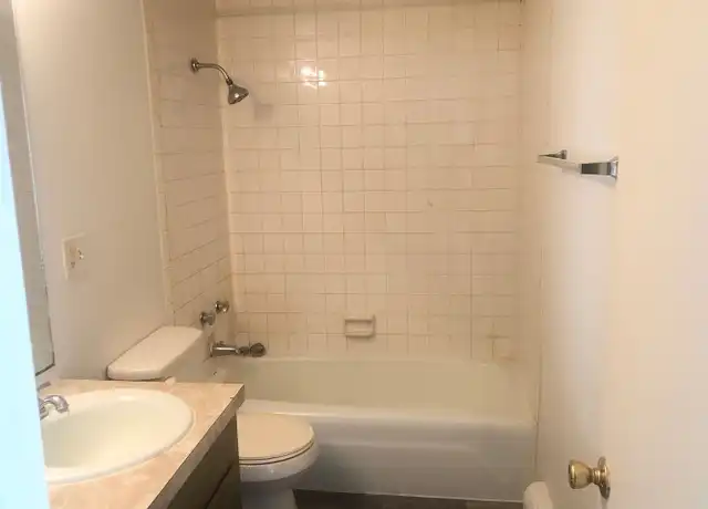 Property at 110 College Park Ct Unit 2*, Normal, IL, 61761, 2 beds, 1 bath, [object Object]
