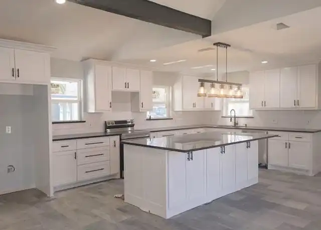 Property at 901 Middleton Ave, Grand Prairie, TX, 75051, 3 beds, 3 baths, [object Object]