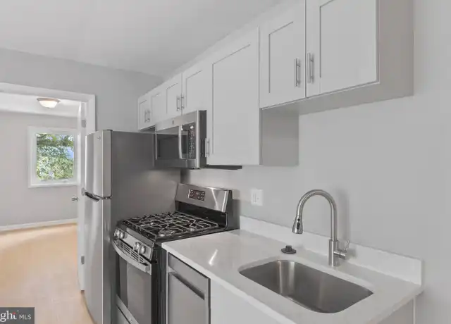 Property at 1953 19th Pl SE Unit B1, Washington, DC, 20020, 3 beds, 1 bath, [object Object]