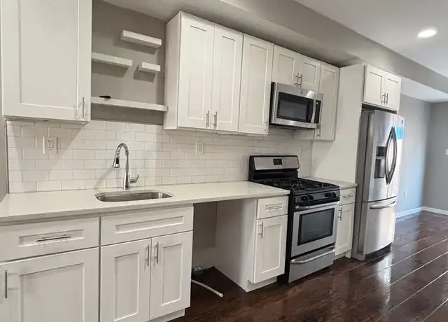 Property at 2113 E Cambria St, Philadelphia, PA, 19134, 3 beds, 1 bath, [object Object]