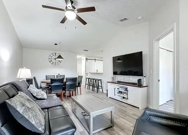 Property at 3202 Queen Palms Ct, Kissimmee, FL, 34747, 1 bed, 1 bath, [object Object]