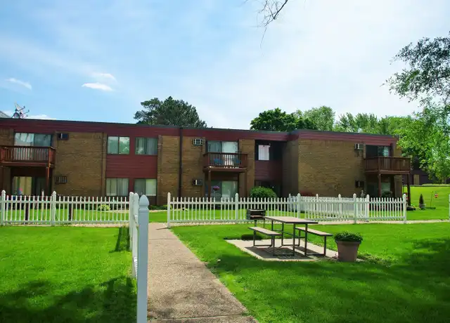 Property at 2021 W 90th St Unit 201, Bloomington, MN, 55431, 2 beds, 1 bath, [object Object]