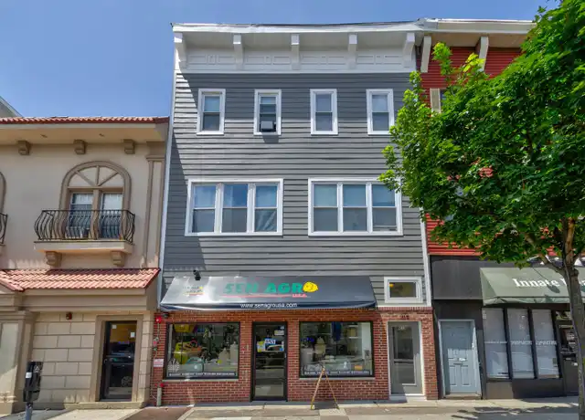 Property at 419 Broadway, Bayonne, NJ, 07002, 2 beds, 1 bath, [object Object]