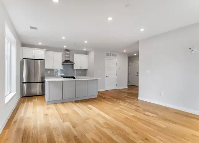 Property at 267 Old Colony Ave Unit 24, South Boston, MA, 02127, 1 bed, 1 bath, [object Object]