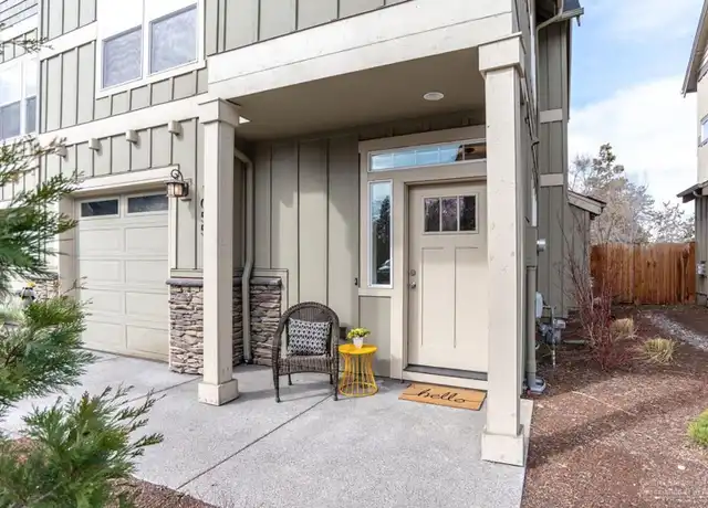 Property at 1068 SE Leonel Ln, Bend, OR, 97702, 3 beds, 2.5 baths, [object Object]
