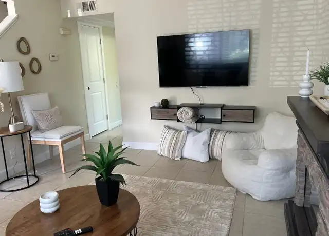 Property at 1402 Callen St Unit E, Vacaville, CA, 95688, 3 beds, 1.5 baths, [object Object]