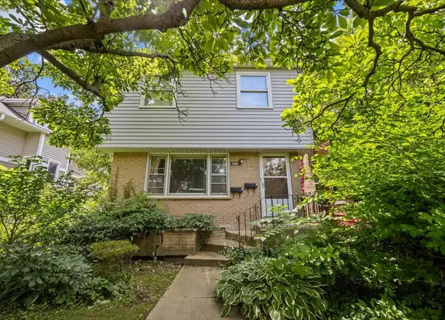 Property at 2490 Green Bay Rd Unit 1, Highland Park, IL, 60035, 3 beds, 2 baths, [object Object]