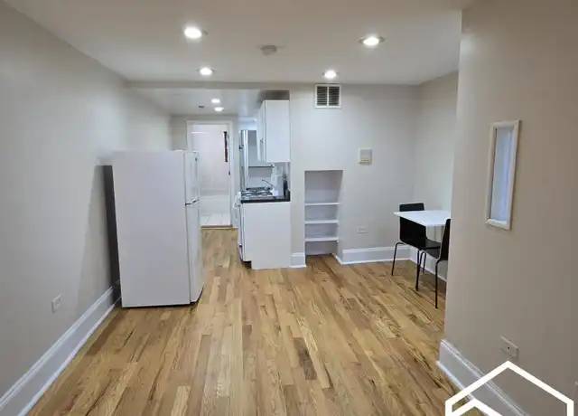Property at 4254 N Mozart St, Chicago, IL, 60618, 0 beds, 1 bath, [object Object]