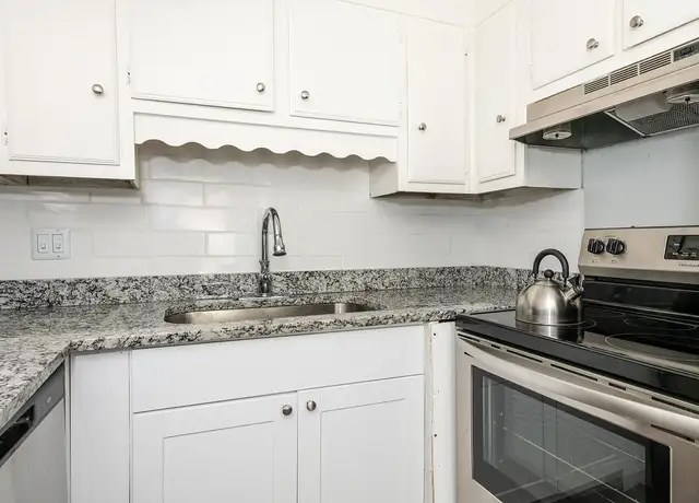 Photo of 1825 Heather Sq, Rock Hill, SC 29732