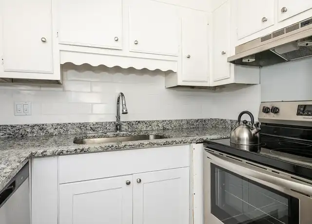 Property at The Villas At 1825 - 1825 Heather Sq, Rock Hill, SC, 29732, 1-3 bed, 1-1.5 bath, [object Object]
