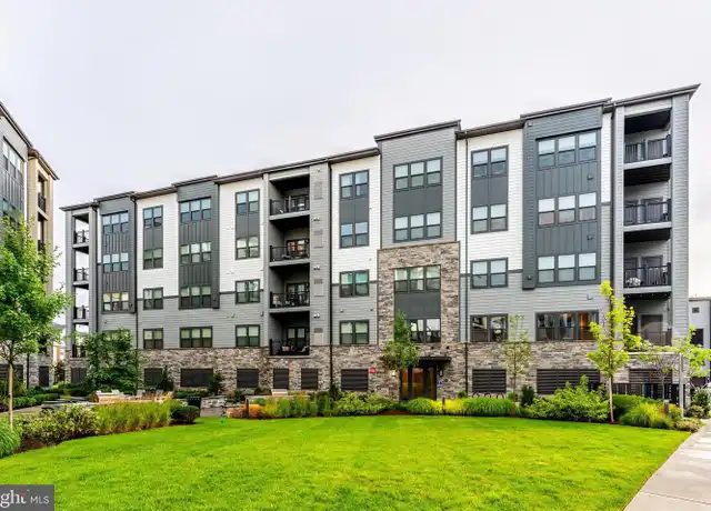 Property at 12875 Mosaic Park Way Unit 4W, Herndon, VA, 20171, 2 beds, 2 baths, [object Object]