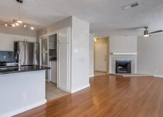 Property at 4067 Beltway Dr Unit 1501, Addison, TX, 75001, 1 bed, 1 bath, [object Object]