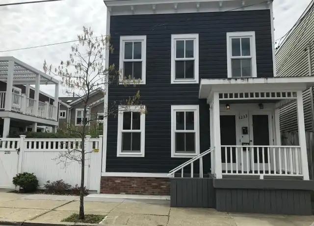 Property at 233 Robinson St Unit 2, Hudson, NY, 12534, 1 bed, 1 bath, [object Object]
