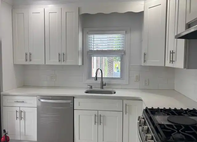 Property at 376 Lafayette Ave Unit 2, Cliffside Park, NJ, 07010, 4 beds, 2 baths, [object Object]