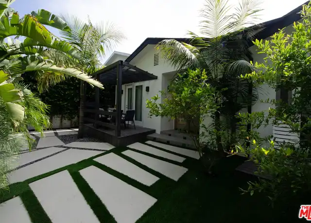 Property at 355 S Sycamore Ave, Los Angeles, CA, 90036, 4 beds, 4.5 baths, [object Object]