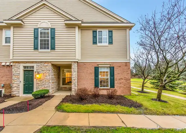 Property at 2192 Pinecroft Dr, Canton, MI, 48188, 2 beds, 2 baths, [object Object]
