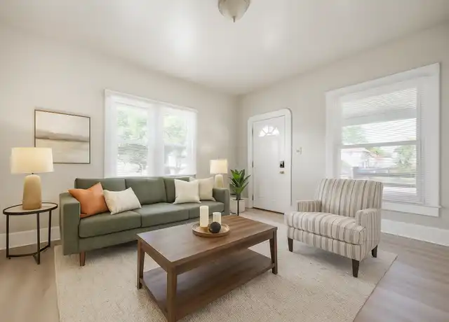 Property at 102 S Elder Ave Unit 104, Indianapolis, IN, 46222, 2 beds, 1 bath, [object Object]