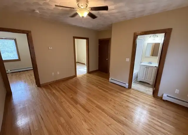 Property at 132 Hall St Unit 1E, Fall River, MA, 02724, 1 bed, 1 bath, [object Object]