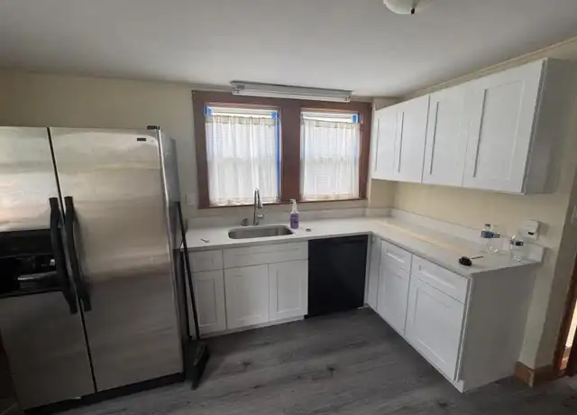 Property at 126 Bromfield St, Quincy, MA, 02170, 3 beds, 1 bath, [object Object]