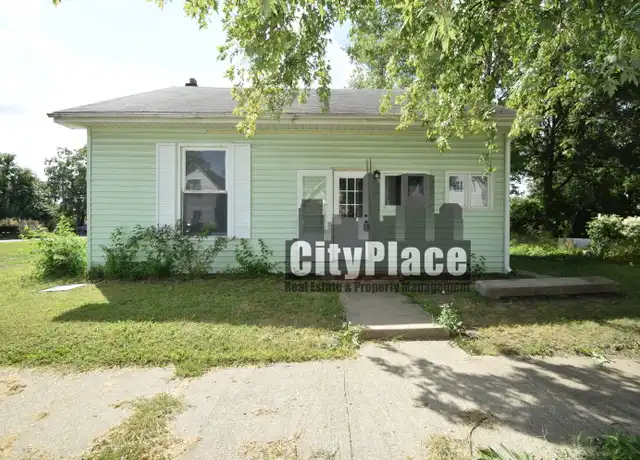 Property at 2627 Chase St Unit 1, Anderson, IN, 46016, 2 beds, 1 bath, [object Object]