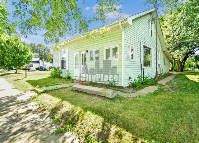 Property at 2627 Chase St Unit 1, Anderson, IN, 46016, 2 beds, 1 bath, [object Object]