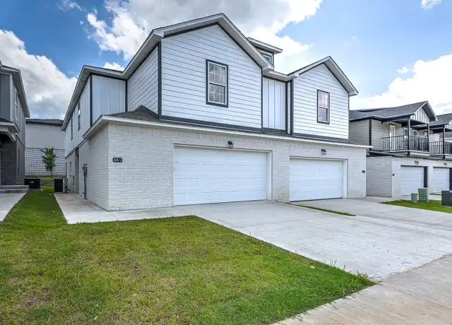 Property at 927 S Benchmark Ln, Fayetteville, AR, 72704, 4 beds, 4.5 baths, [object Object]