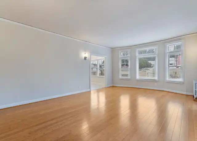 Property at 540 Alcatraz Ave Unit 101, Oakland, CA, 94609, 2 beds, 1 bath, [object Object]