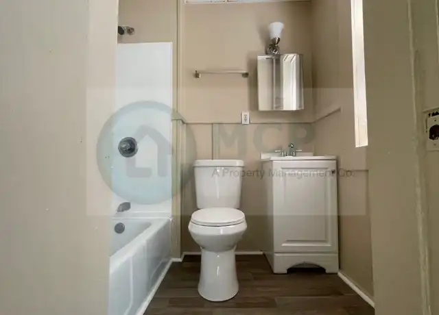 Property at 7 Thorpe Ave Unit 2LR, Holyoke, MA, 01040, 0 beds, 1 bath, [object Object]