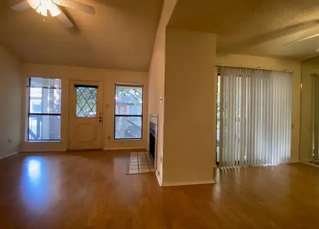 Property at 806 W 24th St #306, Austin, TX, 78705, 1 bed, 1 bath, [object Object]