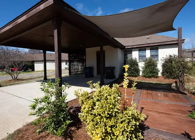Property at 2670 Canal Ct, Auburn, AL, 36830, 3 beds, 2 baths, [object Object]
