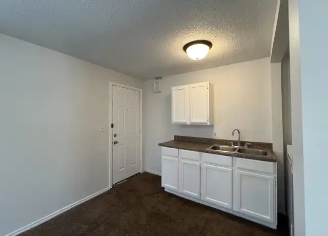 Property at 1714 Avenue X Unit 2, Lubbock, TX, 79401, 1 bed, 1 bath, [object Object]