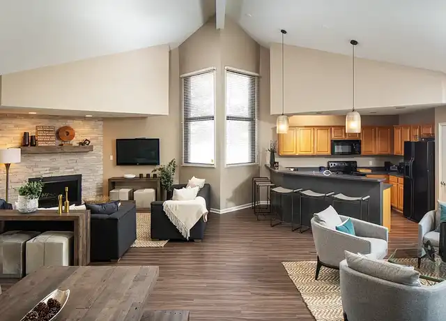 Property at Old Cheney Place by Broadmoor - 5501 Warwick Ct, Lincoln, NE, 68516, 1 bed, 1 bath, [object Object]