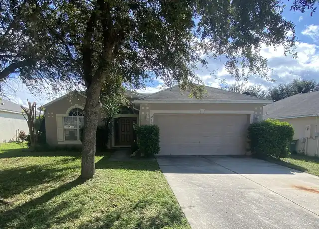 Property at 2129 Aitkin Loop, Leesburg, FL, 34748, 3 beds, 2 baths, [object Object]