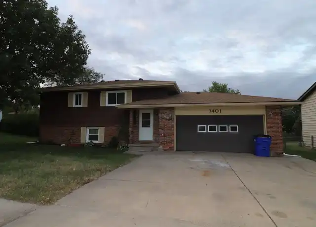 Property at 1401 Cypress Ct, Junction City, KS, 66441, 5 beds, 2 baths, [object Object]