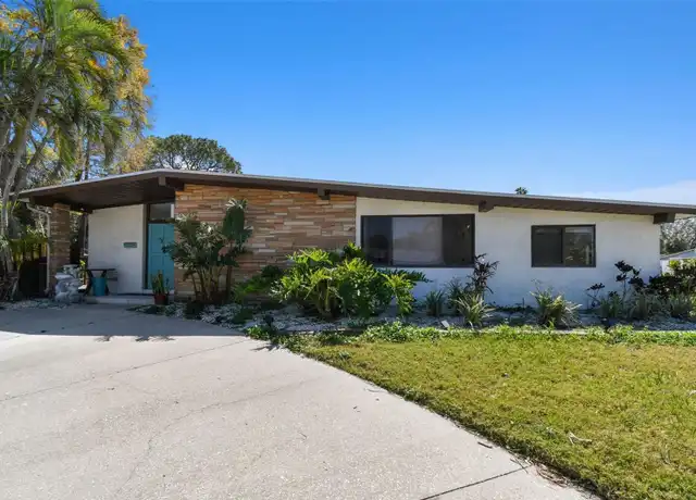 Property at 1600 Delaware Ave NE, St Petersburg, FL, 33703, 3 beds, 2 baths, [object Object]