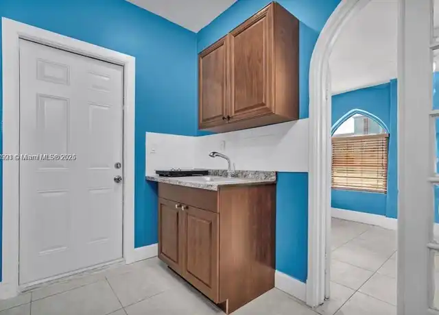 Property at 613 Sharar Ave #3, Opa-locka, FL, 33054, 0 beds, 1 bath, [object Object]
