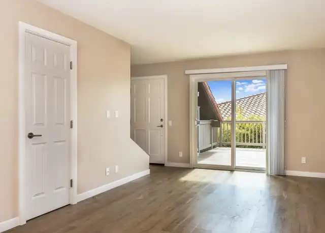 Property at 515 E Arrellaga St Unit 8, Santa Barbara, CA, 93103, 2 beds, 1.5 baths, [object Object]