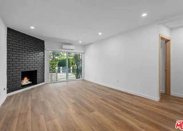 Property at 2447 Beachwood Dr Unit 5, Los Angeles, CA, 90068, 2 beds, 2.5 baths, [object Object]