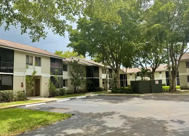 Property at 702 Gardens Dr #105, Pompano Beach, FL, 33069, 2 beds, 2 baths, [object Object]