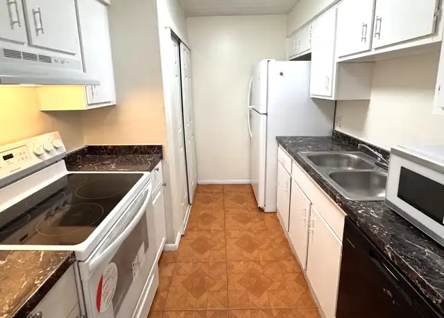 Property at 5504 Pokeweed Ct #154, Tampa, FL, 33617, 2 beds, 2 baths, [object Object]