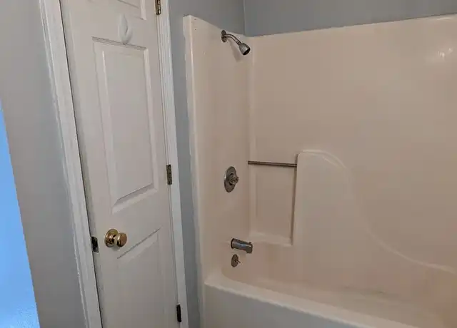 Property at 411 W 2nd St #110, Salisbury, MO, 65281, 2 beds, 1 bath, [object Object]