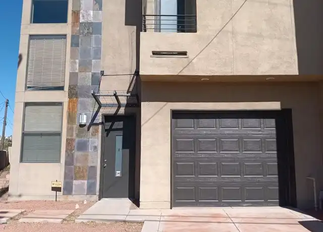 Property at 915 Edith Blvd SE Apt C, Albuquerque, NM, 87102, 3 beds, 3 baths, [object Object]