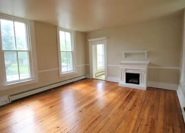 Property at 344 Hodgson St Unit 2, Oxford, PA, 19363, 1 bed, 1 bath, [object Object]