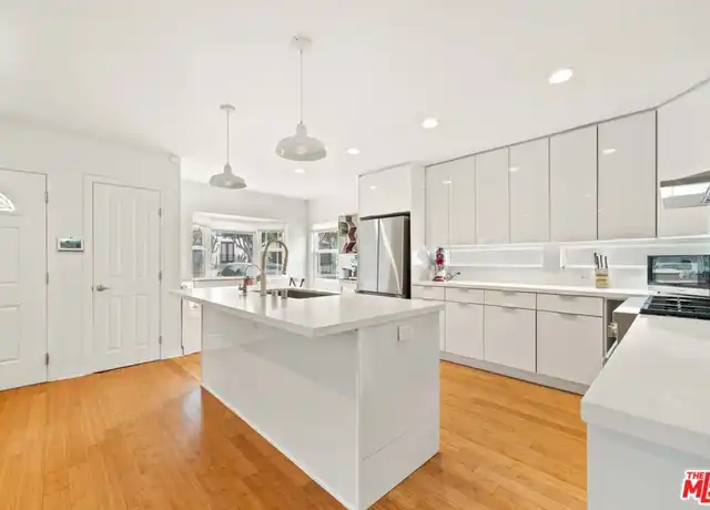 Property at 2348 29th St, Santa Monica, CA, 90405, 4 beds, 4 baths, [object Object]